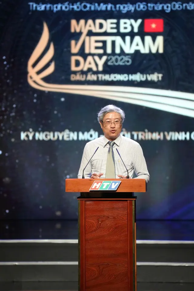 Ông Phạm Bình An – Phó Viện trưởng Viện Nghiên cứu Phát triển TP.HCM nhấn mạnh “Tinh thần Made By Vietnam” trong Chuỗi hội thảo