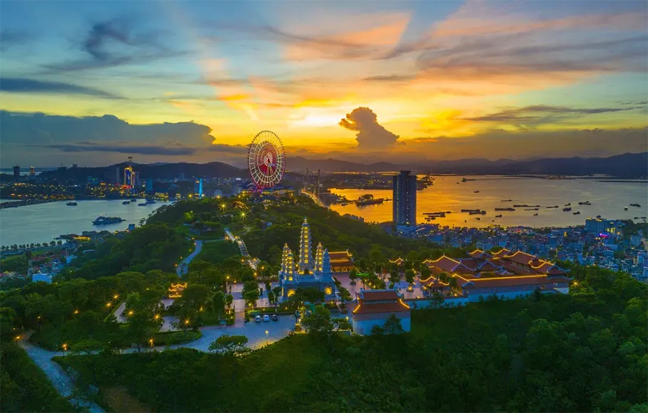 Những trải nghiệm về đêm không nên bỏ qua khi đến Bãi Cháy